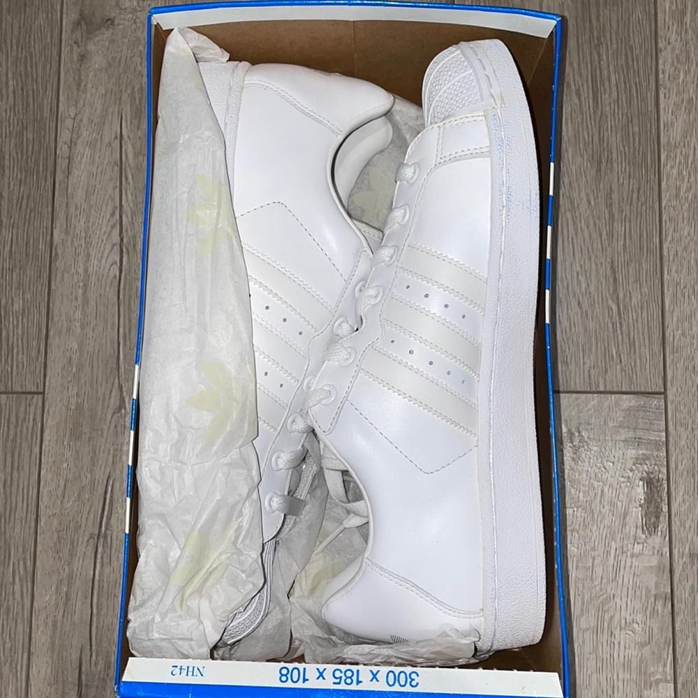 Adidas men ultra star size 9.5